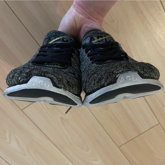 APL Women's TechLoom Phantom - Picture 9 of 10